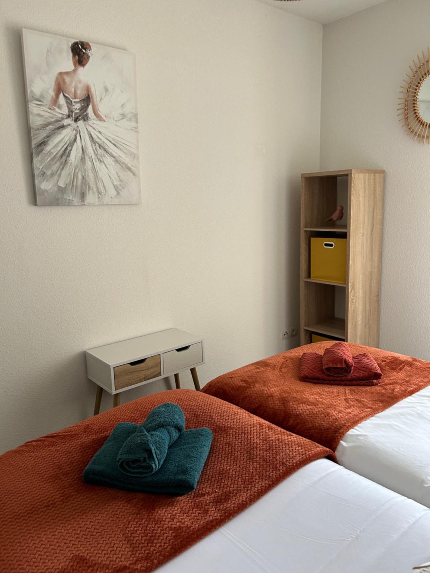 Apartment Niort Home *