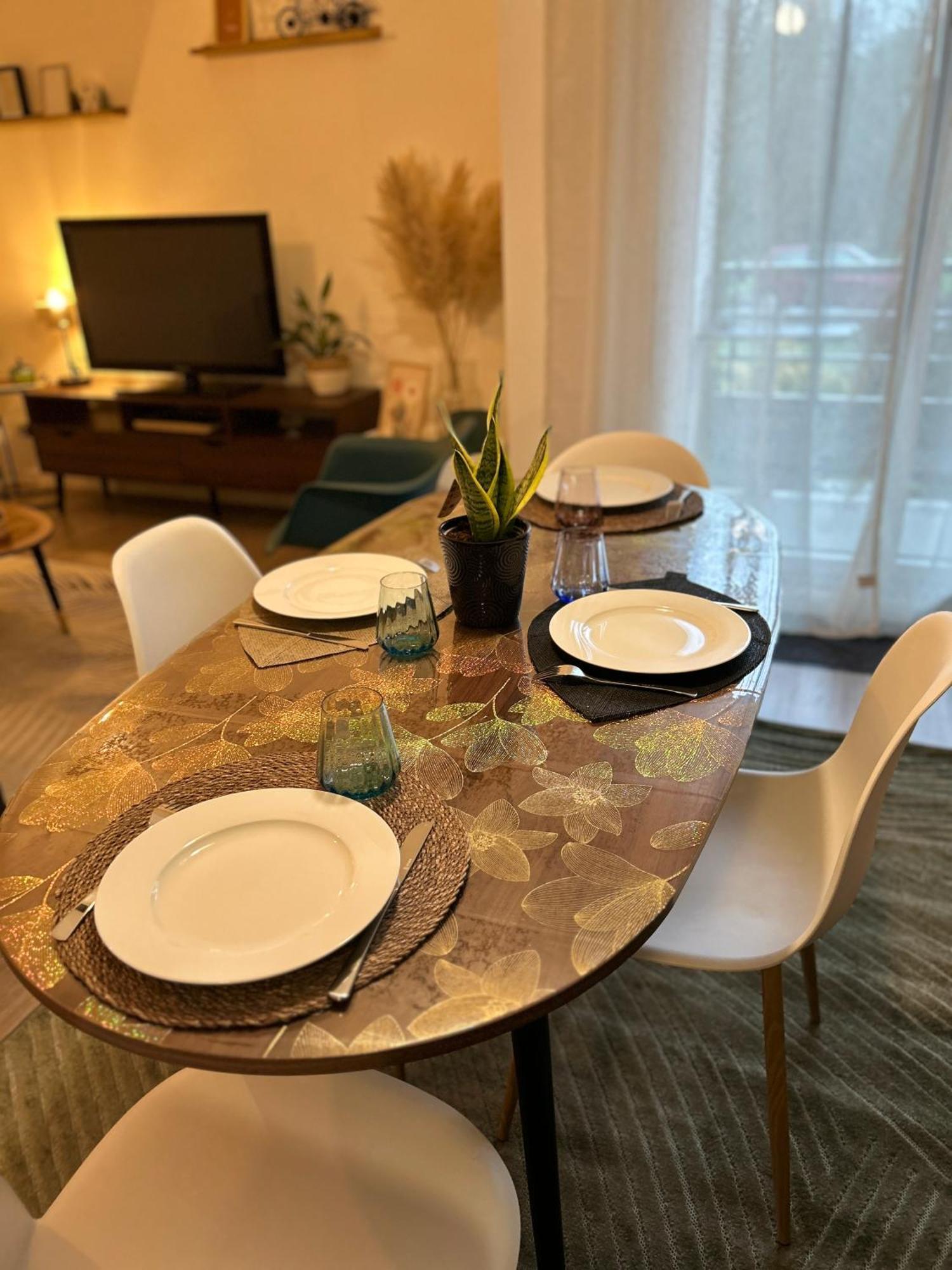 Niort Home Apartment